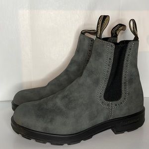 Blundstone Gray Size 8
